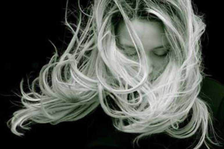 Medyum Elvara | Your Spiritual Network