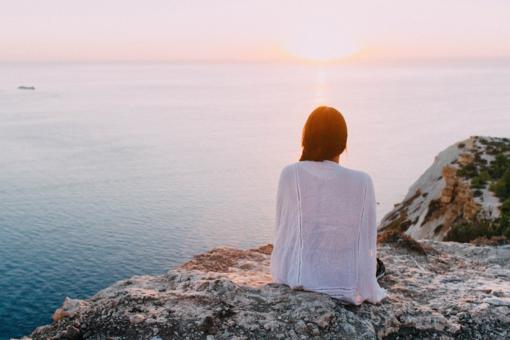Paragnost Pamira | Your Spiritual Network